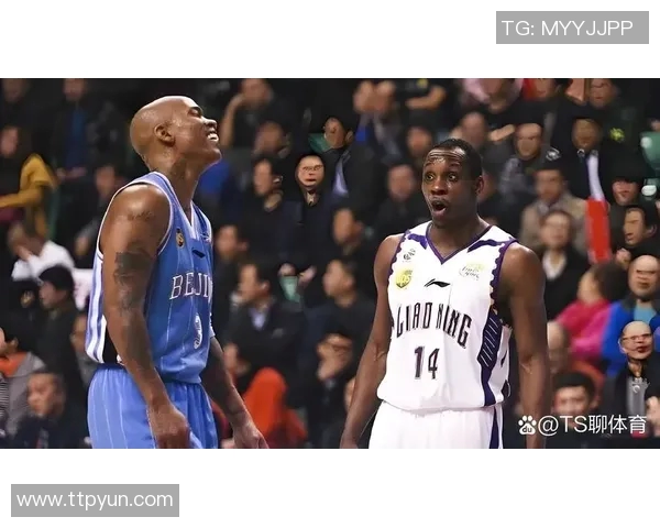 哈德森的传奇旅程：探索他在篮球历史中的辉煌成就与影响力